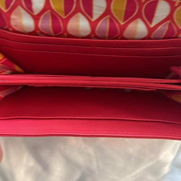 Vera Bradley wallet nwot - Picture 3 of 8